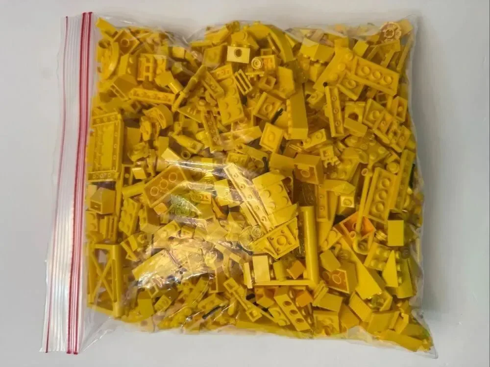 LEGO Various Shades of Yellow & Gold Assorted Bricks Pieces 1 lb 15.7 oz bag